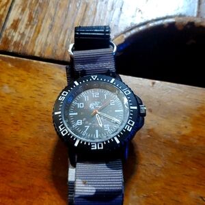 Bass Pro Shops watch